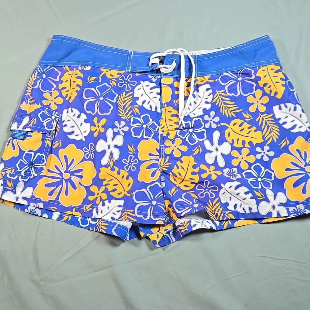 Beach Rays Floral Blue & Yellow Swim Shorts Trunks Size 11 - Picture 1 of 6